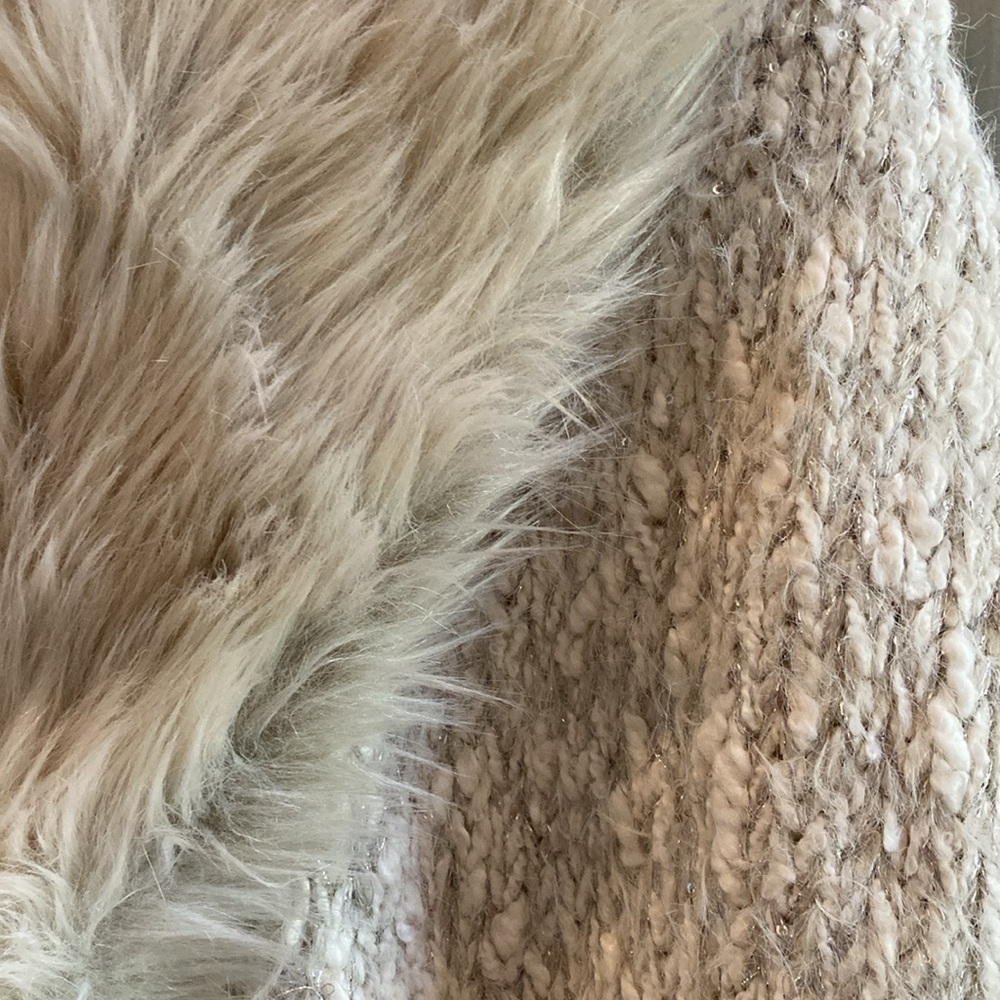 EUC Anthropologie Sleeping on Snow Knit Cardigan with Faux Fur - Picture 6 of 8
